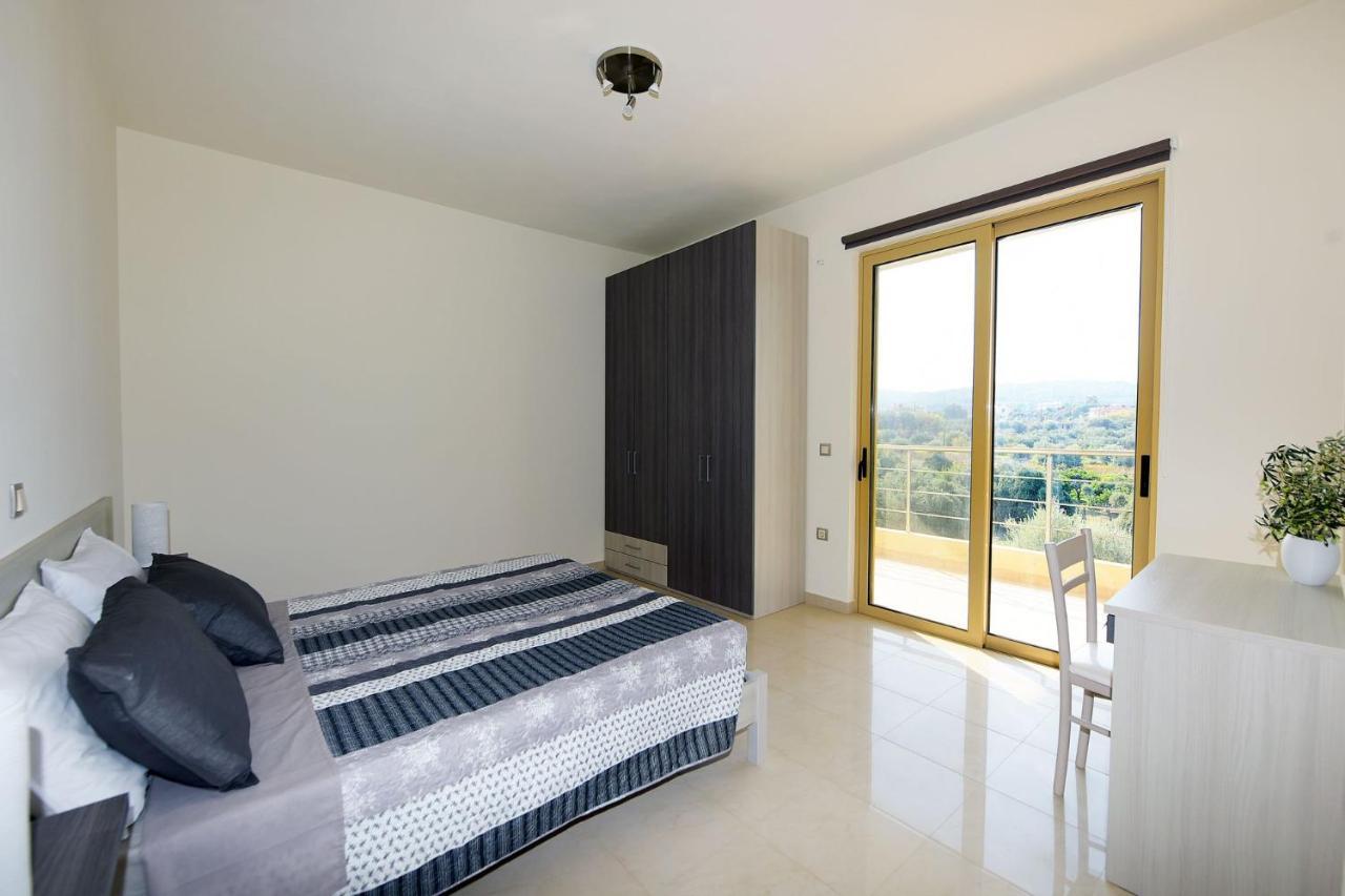 Stelia Luxury Apartments Kalavárda Exteriör bild