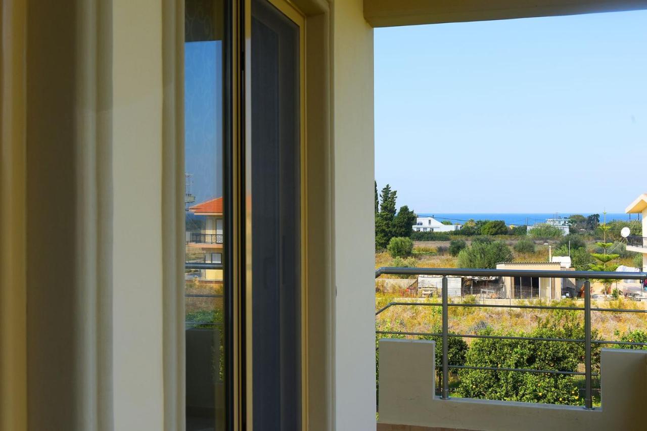 Stelia Luxury Apartments Kalavárda Exteriör bild