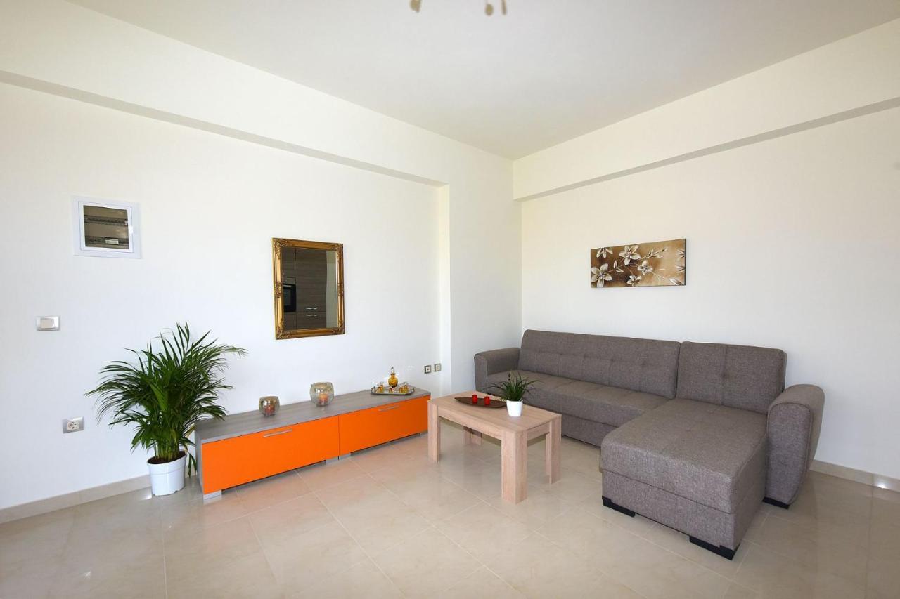 Stelia Luxury Apartments Kalavárda Exteriör bild