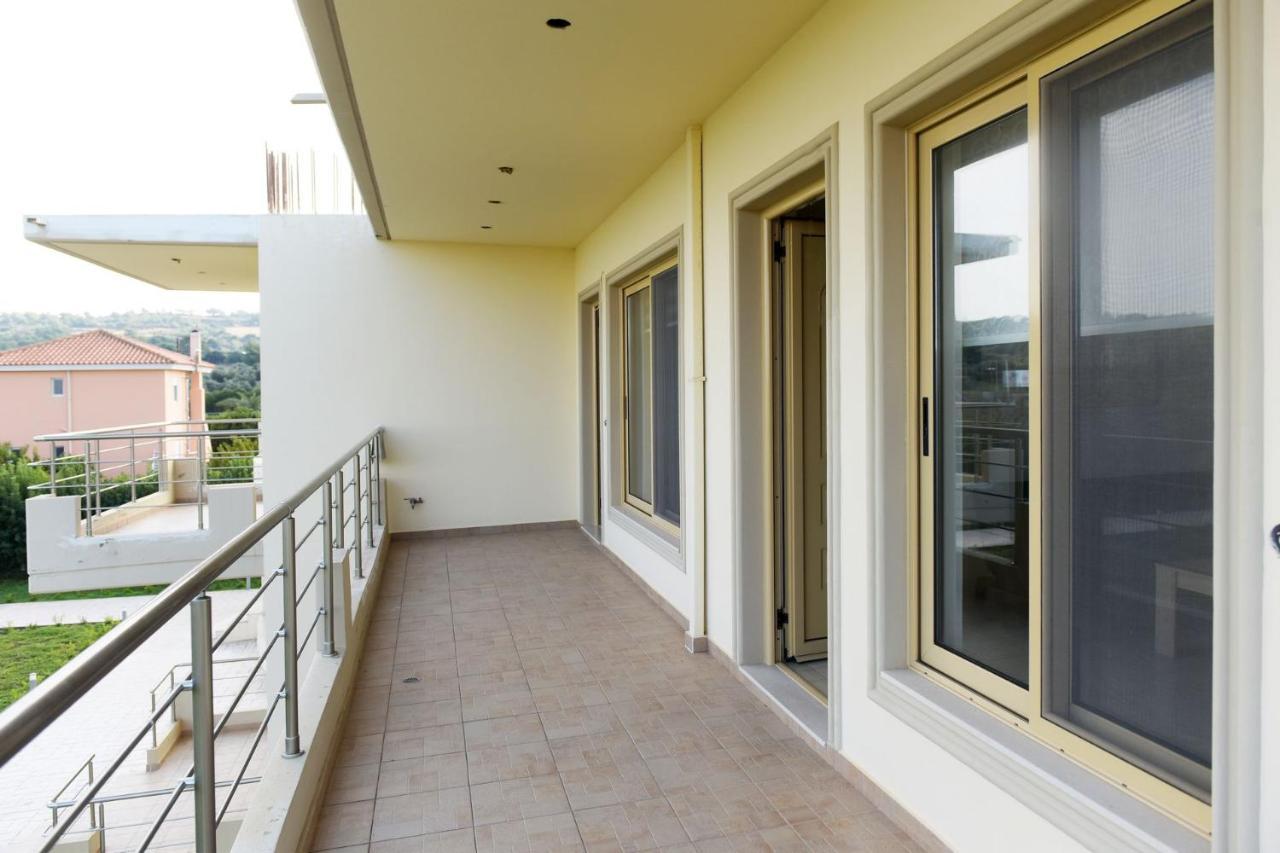 Stelia Luxury Apartments Kalavárda Exteriör bild
