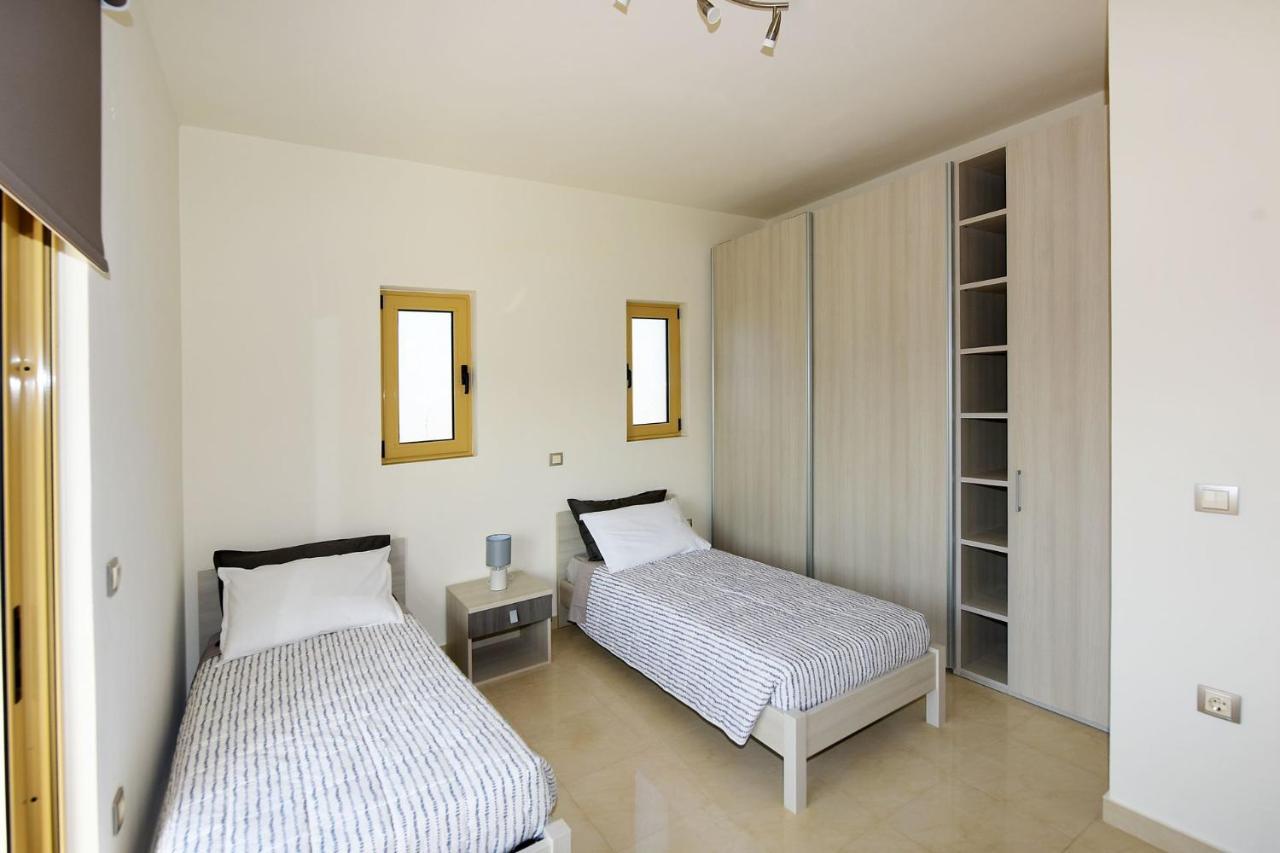 Stelia Luxury Apartments Kalavárda Exteriör bild
